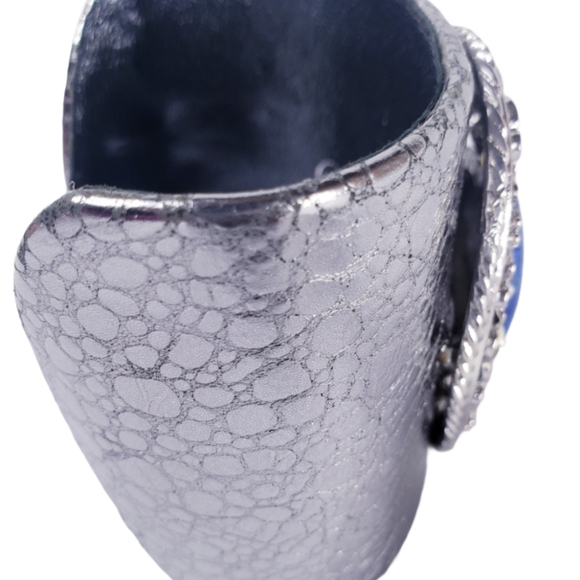 LYNNE CURTIN DESIGNS Lapis Silver Leather Cuff - Picture 5 of 9